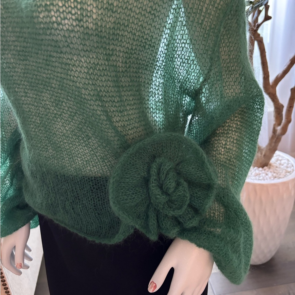 Elegant Teal Women's Crew Neck Sweater
